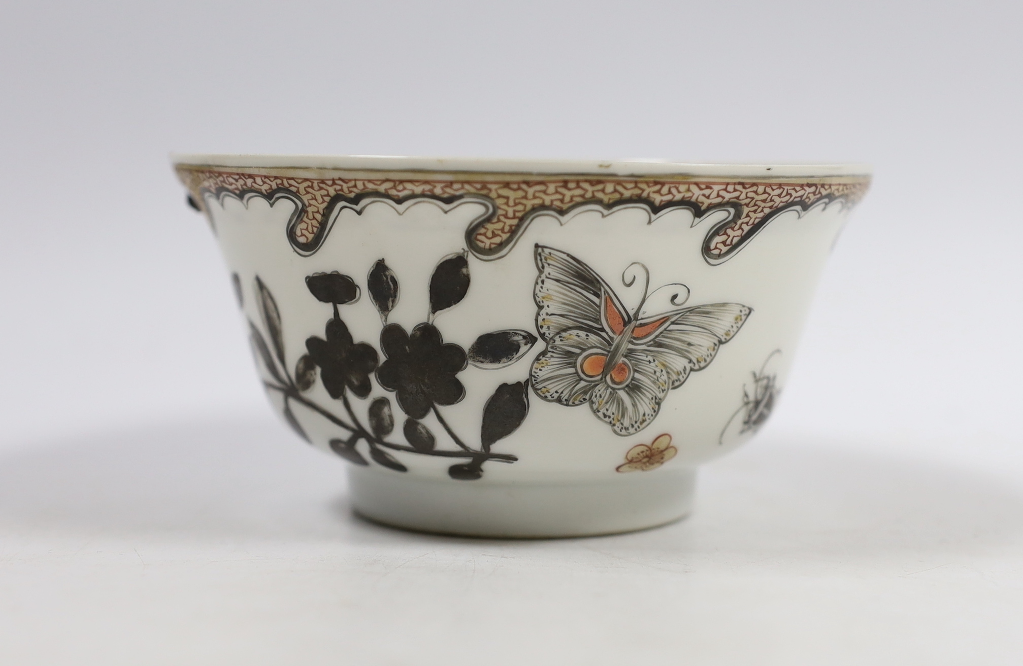 A Chinese enamelled porcelain ‘butterfly’ bowl, Yongzheng period, 12cm